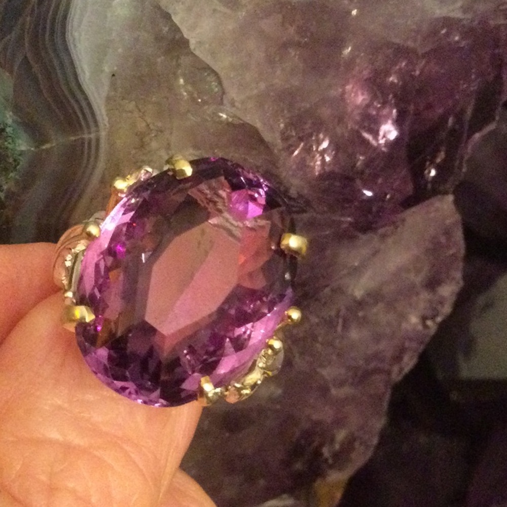Extra Fancy Cut AAA+ Genuine Amethyst 25 CTW Ring - Picture 8 of 13